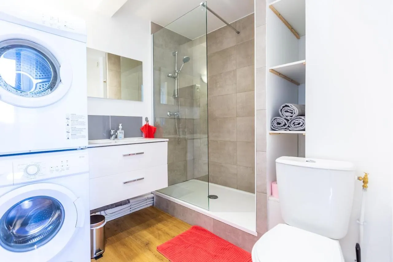 Appartement Superbe 100m2 - 2 Balcons - Proche Gare - Climatisé à Marseille